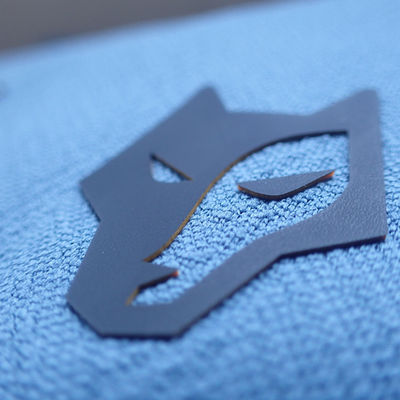 De dieren geven 3D 7cm van het Kledingstuketiketten van de Hitteoverdracht het Silicium Rubberdruk gestalte